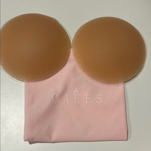 Cakes Women's Silicone Nipple Covers - Grippy PLUS